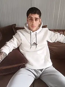 arenn1997 online show from 02/10/26, 12:20