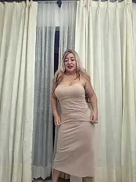 viollett 28 online show from 03/14/26, 12:06