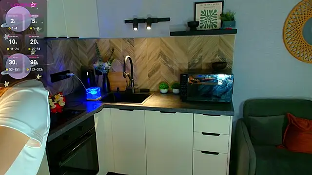 Hannah Carr online show from 04/17/26, 09:07