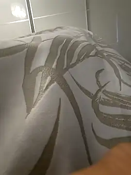 Hardmard online show from 12/26/24, 02:27