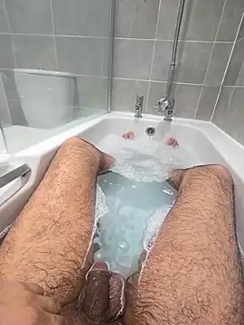 Hardmard online show from 04/20/26, 06:42