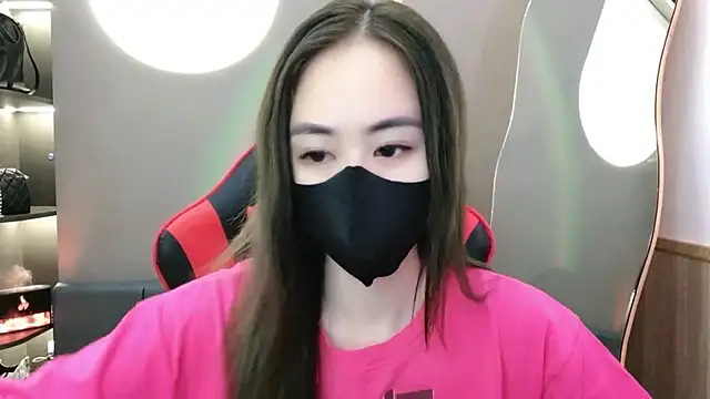 Snapshot of witch-39 chatting on 12/17/24, 11:59 witch-39 online show from 12/17/24, 11:59