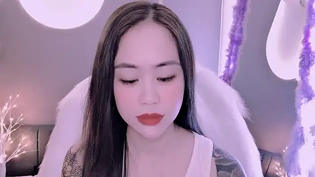 Snapshot of witch-39 chatting on 01/14/25, 05:08 witch-39 online show from 01/14/25, 05:08