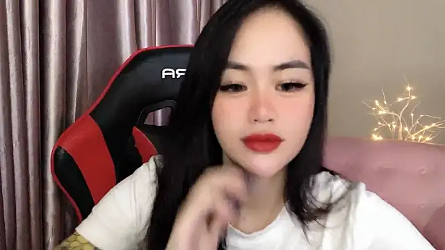 Snapshot of witch-39 chatting on 09/10/25, 06:35 witch-39 online show from 09/10/25, 06:35