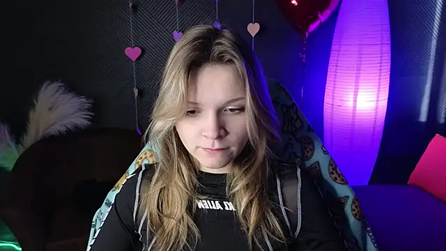 LitaBrom online show from 02/19/25, 08:01