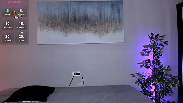 Snapshot of lau-333 chatting on 03/11/25, 07:36 lau-333 online show from 03/11/25, 07:36