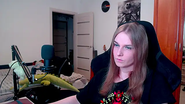 stellablondy online show from 02/24/25, 05:20