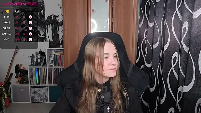 stellablondy online show from 05/28/26, 10:12