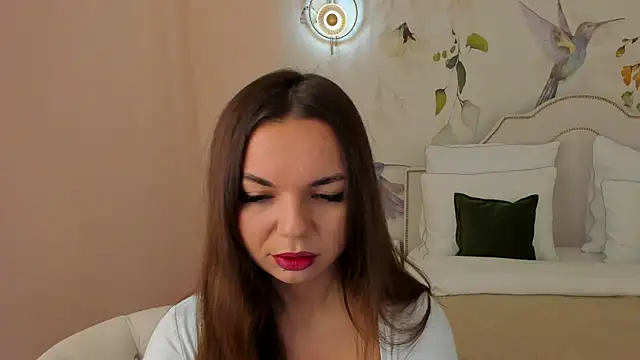 Snapshot of CamillaLarson chatting on 06/22/26, 03:08 CamillaLarson online show from 06/22/26, 03:08