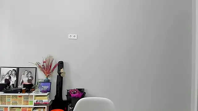 ailey chao online show from 02/03/26, 03:37