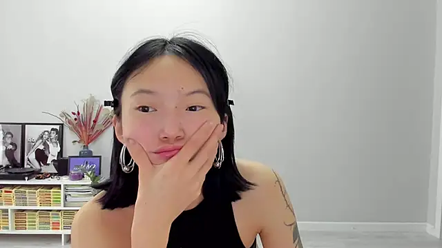 ailey chao online show from 04/18/26, 02:37