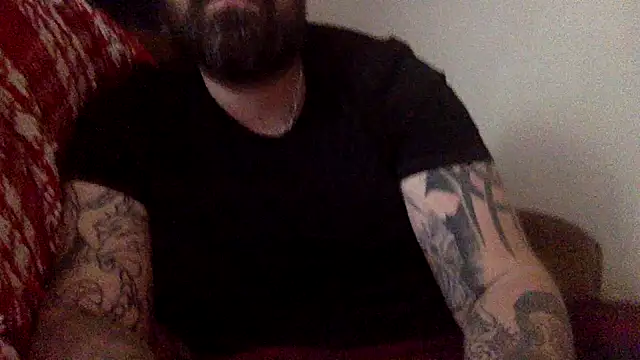 chubbycloudybottom online show from 10/18/25, 03:46