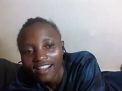 SexyNeedle22 online show from 12/19/25, 08:16