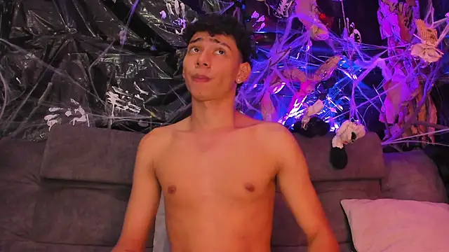 Daviid laidd online show from 10/28/25, 08:44