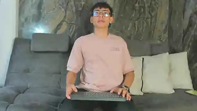 Daviid laidd online show from 12/15/25, 07:29