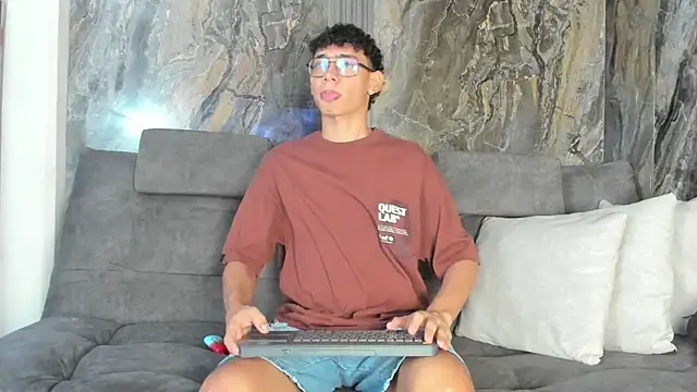 Daviid laidd online show from 01/12/26, 07:08