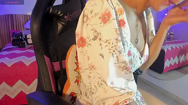 IamNayuta online show from 12/05/25, 03:15