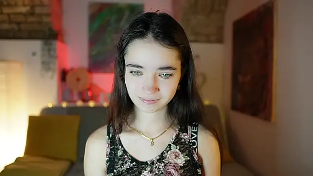 Gia Paige18 online show from 01/02/25, 12:35