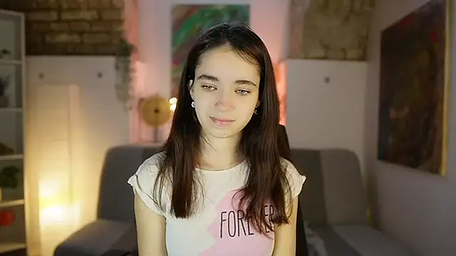 Gia Paige18 online show from 03/18/25, 08:14