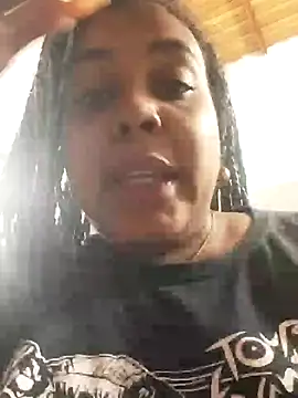 ELLA KELLY online show from 02/01/25, 10:59