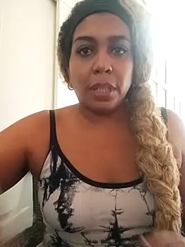 ELLA KELLY online show from 12/20/25, 01:18