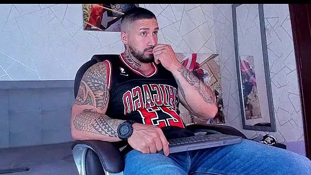 Cristian Walker online show from 02/07/26, 03:27