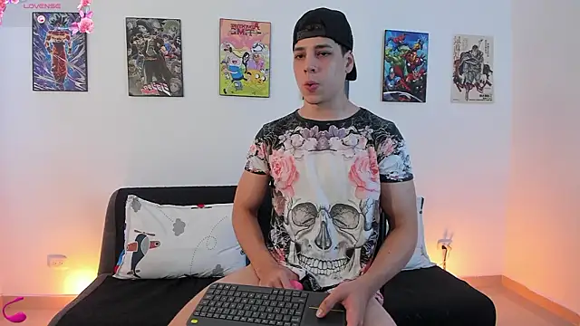 jonathanjoestar  online show from 02/07/26, 09:18