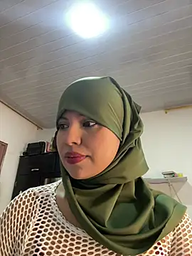 lalilamassu1 online show from 03/13/25, 01:29