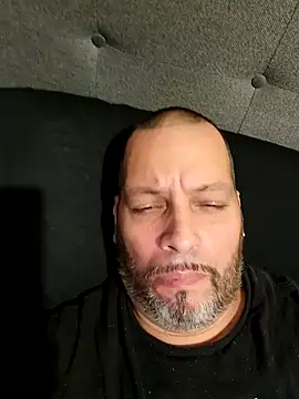 Just2much online show from 12/01/25, 01:16