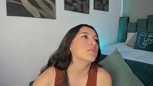 Kathia Morelli online show from 10/14/25, 11:55