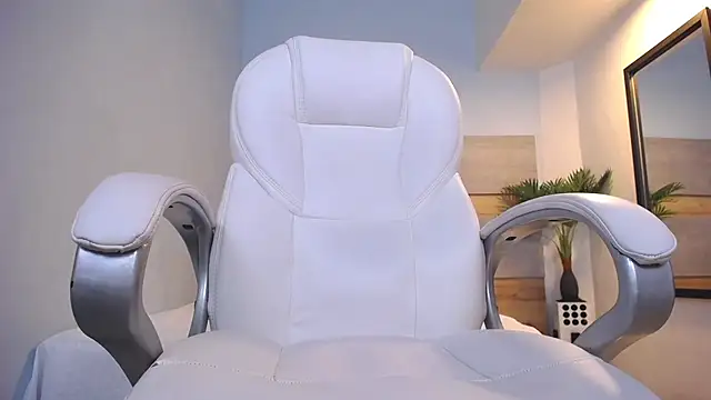 Violetta rainbow online show from 01/23/25, 10:32