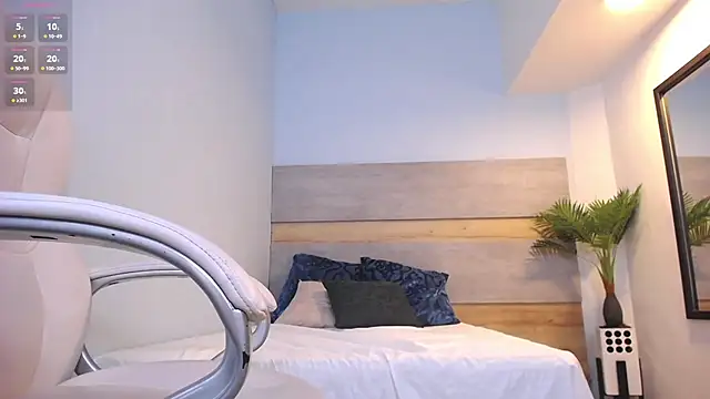 Violetta rainbow online show from 02/21/25, 10:39