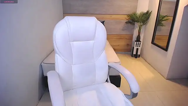 Violetta rainbow online show from 03/08/25, 04:23