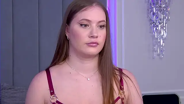 ChloeMarsch online show from 10/05/25, 04:44