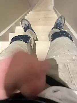 Snapshot of dimitriei chatting on 01/06/25, 08:14 dimitriei online show from 01/06/25, 08:14