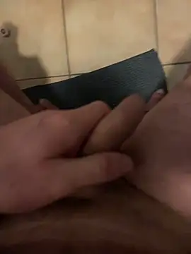 Snapshot of dimitriei chatting on 03/05/25, 05:40 dimitriei online show from 03/05/25, 05:40