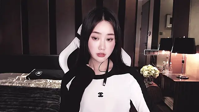 Cartier-  Daji- online show from 02/15/26, 07:51