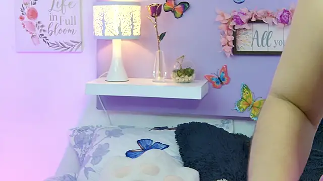 ChloeRem online show from 10/23/25, 12:10