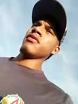 Snapshot of Gutierrez6383 chatting on 01/27/25, 09:55 Gutierrez6383 online show from 01/27/25, 09:55