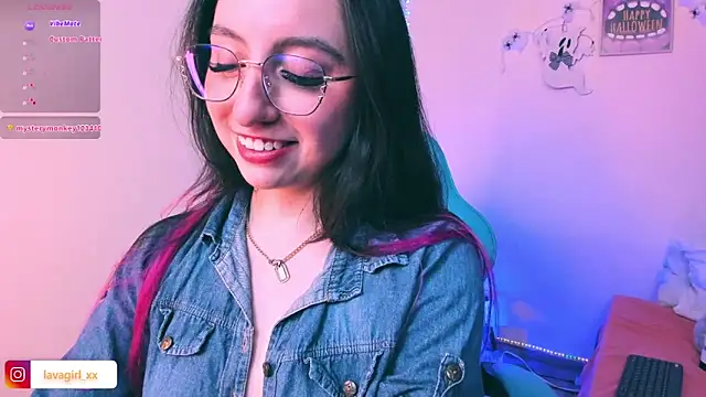 Julieta cott online show from 10/22/25, 10:53