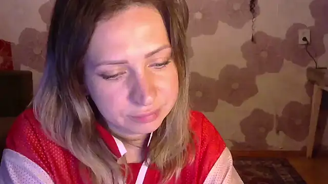 Snapshot of Queen_Daenerys chatting on 09/10/25, 08:09 Queen Daenerys online show from 09/10/25, 08:09