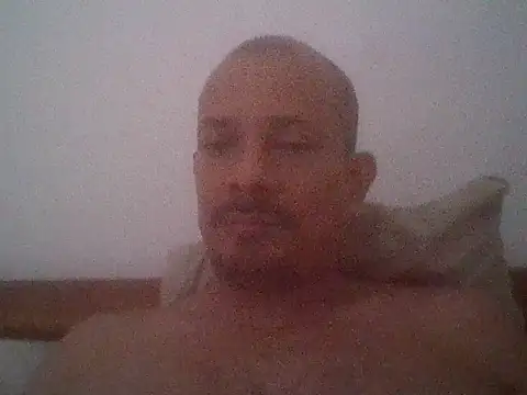 Snapshot of snoppie chatting on 10/09/25, 02:48 snoppie online show from 10/09/25, 02:48