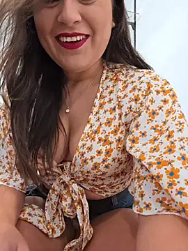 GatitaXD27 online show from 12/01/25, 09:58