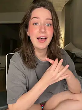 nerdynina online show from 11/16/25, 12:38