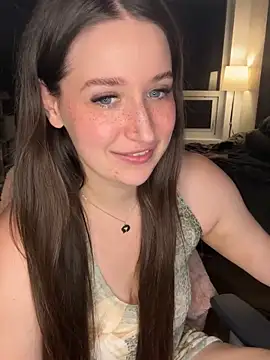 Snapshot of nerdynina chatting on 05/21/26, 02:29 nerdynina online show from 05/21/26, 02:29