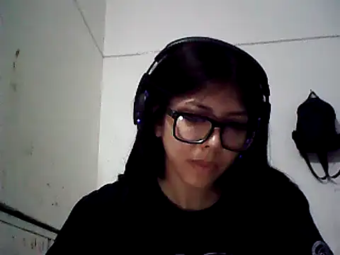 Snapshot of chinanochina chatting on 03/21/25, 03:55 chinanochina online show from 03/21/25, 03:55