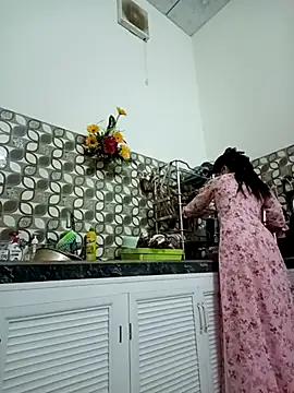    Erin    online show from 03/19/25, 02:57