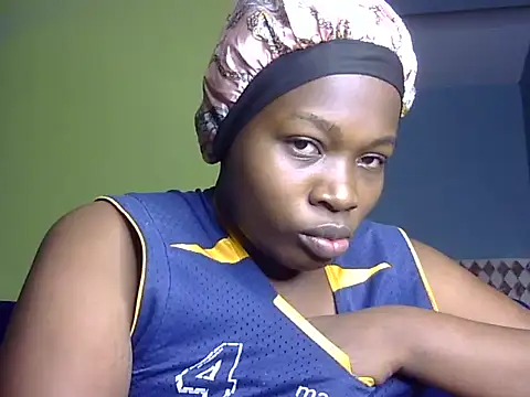 Snapshot of Horny-pretty chatting on 05/15/26, 08:05 Horny-pretty online show from 05/15/26, 08:05