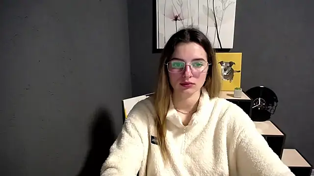 lady olivia  online show from 12/05/25, 01:09