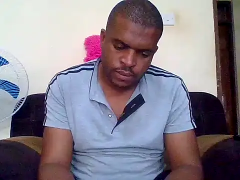 Snapshot of lui_cuuty chatting on 09/16/25, 06:25 lui cuuty online show from 09/16/25, 06:25